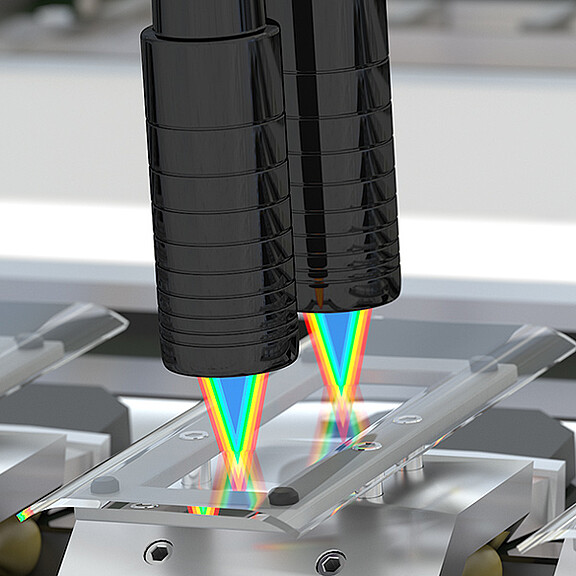 High-resolution controllers for distance and thickness measurements